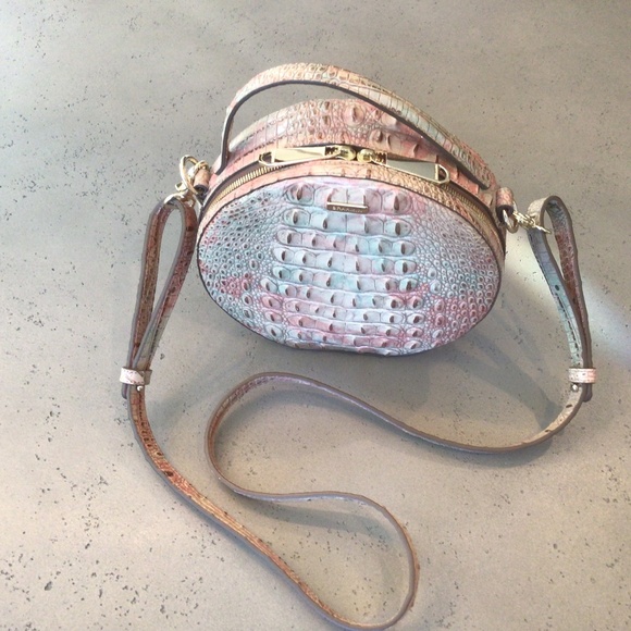 Brahmin Handbags - Gorgeous Brahmin leather textured round unique handbag